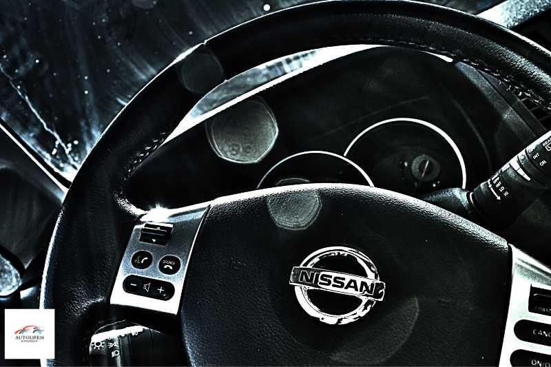 Volante di Nissan casa produttrice giapponese - Nissan mira a lanciare il primo veicolo elettrico con batteria solida nel 2028